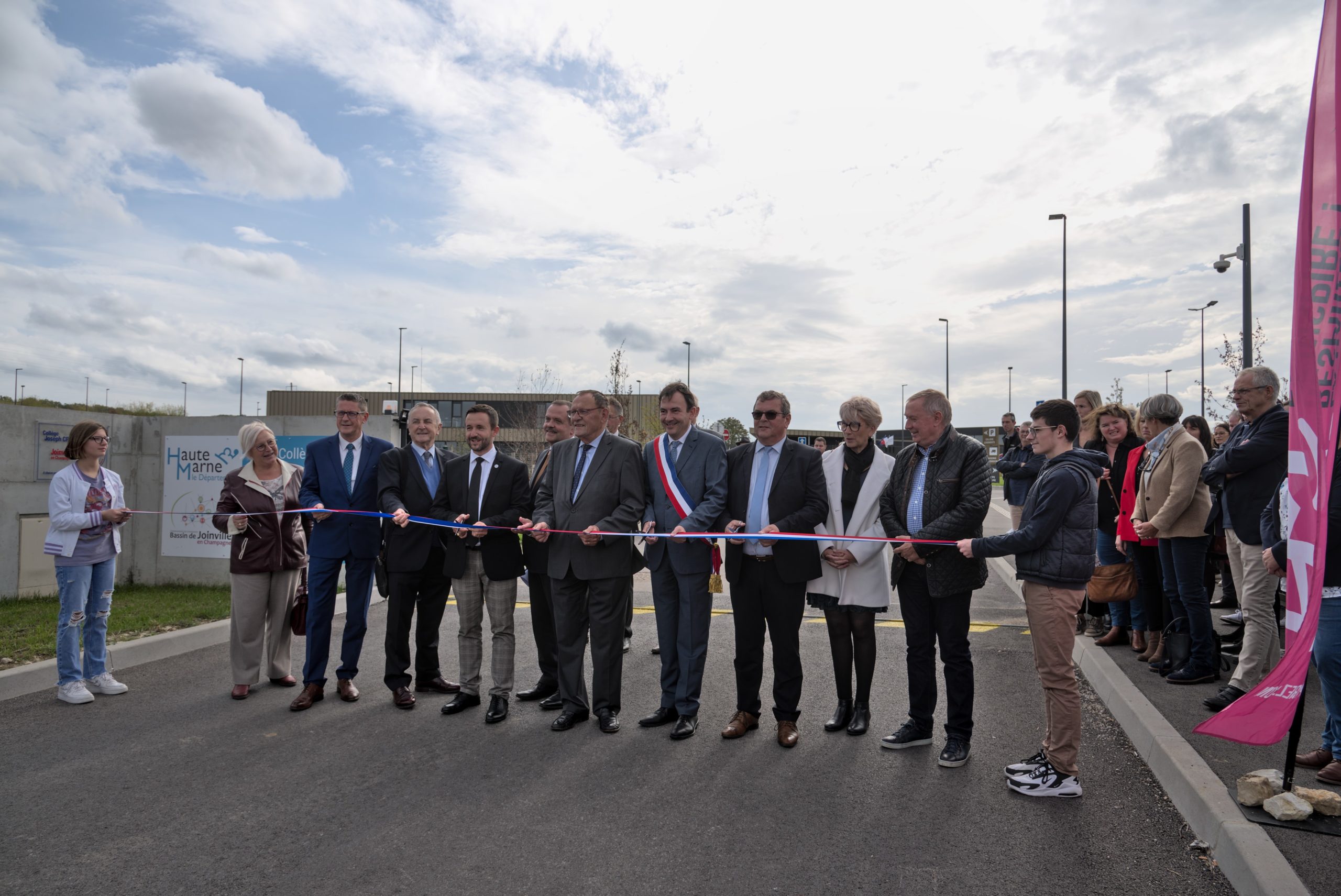 Inauguration de l’ensemble scolaire de Joinville